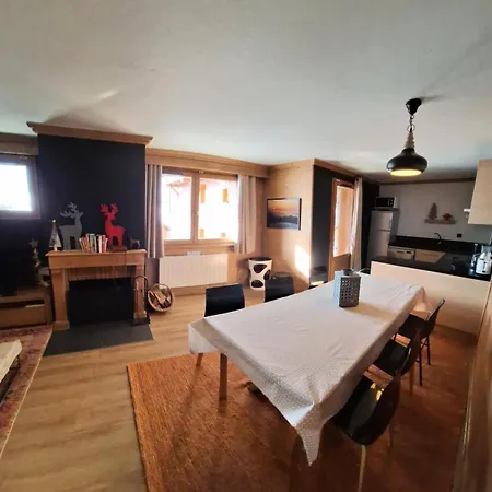 Mouflon - 4 Pieces Pour 6 Personnes Mae-1791 * Val Thorens